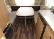 Caravane Knaus Sport 400 avec Mover, porte-vélos