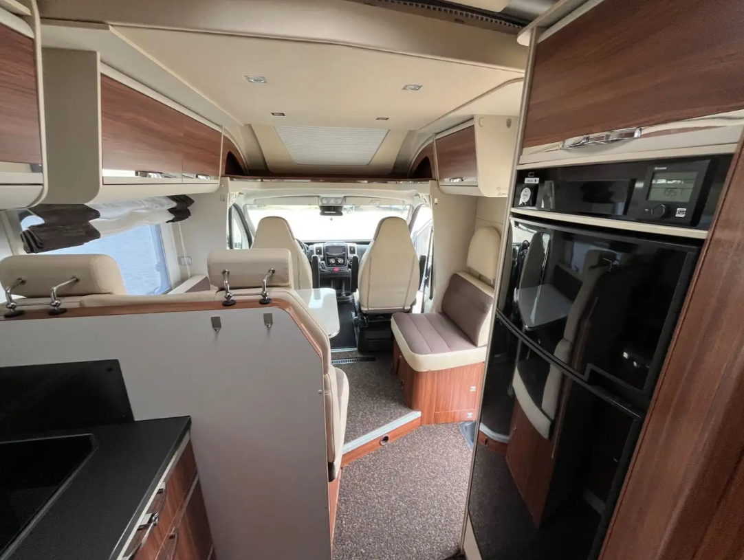 Camping-car Adria Matrix 670 SL Platinum