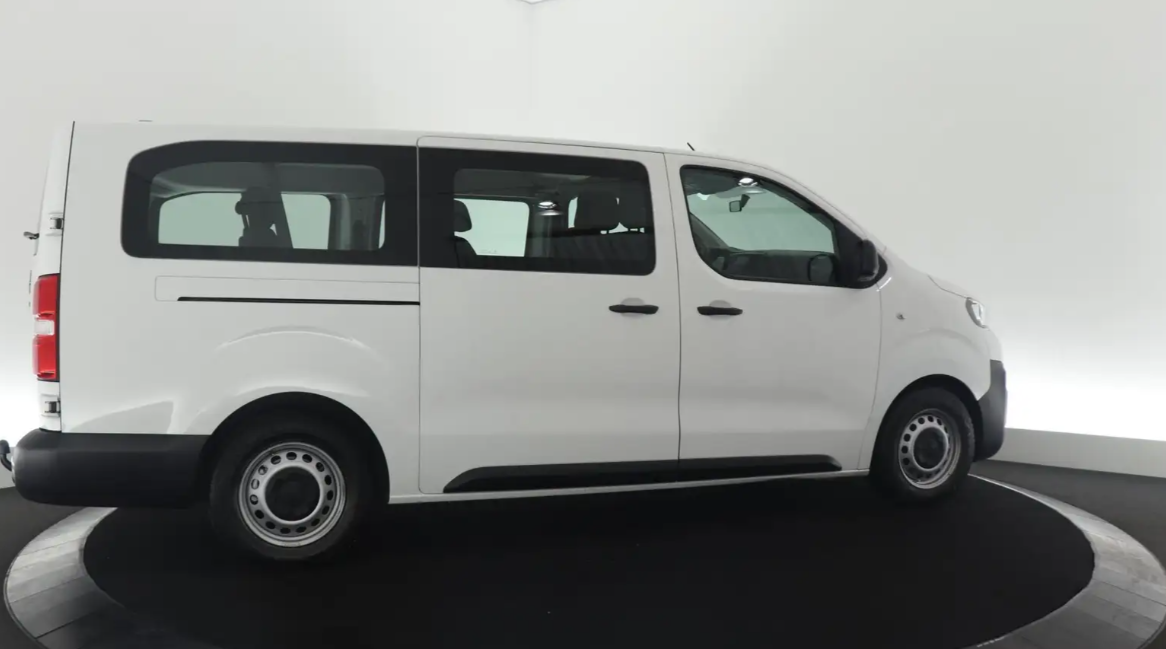 Peugeot Expert 1.5 BlueHDi 120 Long 9 Places
