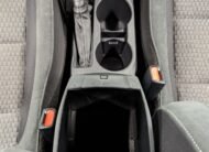 Toyota Auris Hybride 136h design business
