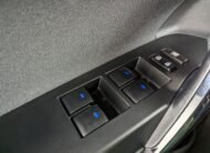 Toyota Auris Hybride 136h design business
