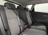 Toyota Auris Hybride 136h design business