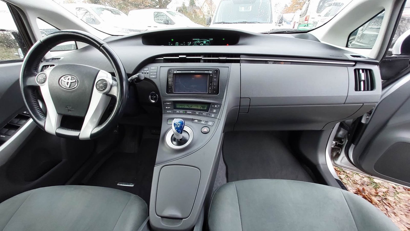 Toyota Prius 1,8 CVT “Life” Hybride