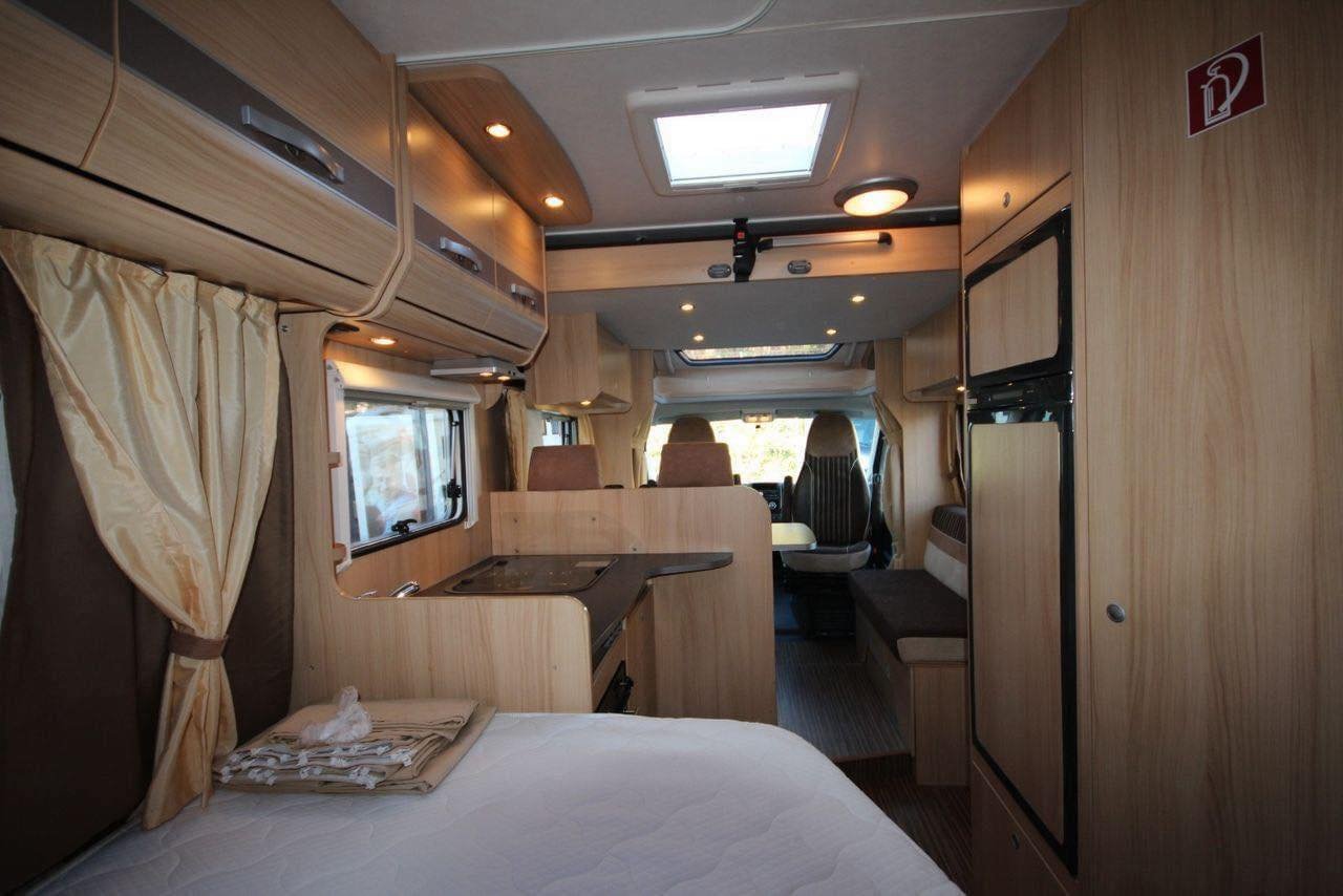 Camping-Car Sunlight T 64