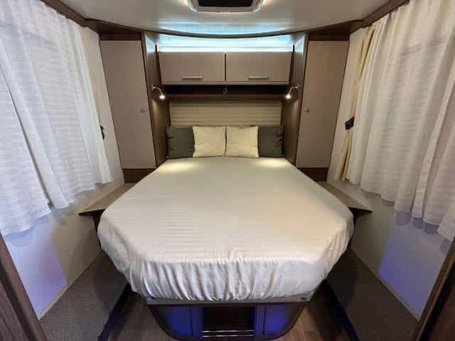 CAMPING CAR RIMOR SILVER LINE