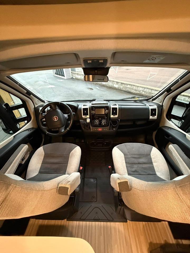 CAMPING CAR Benimar Mileo 263