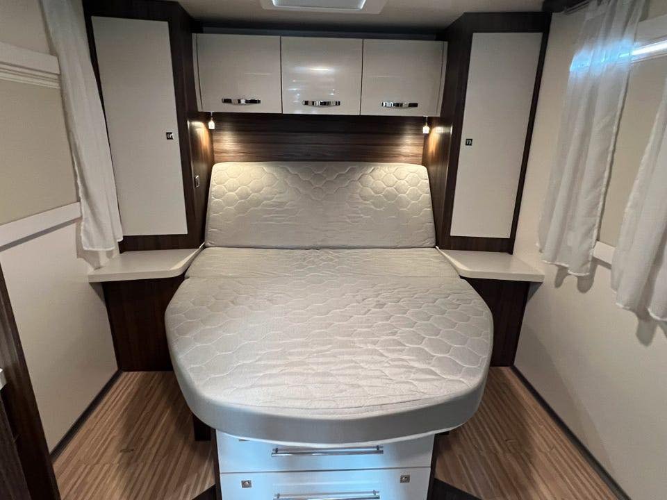 Camping car Benimar Tessoro 495