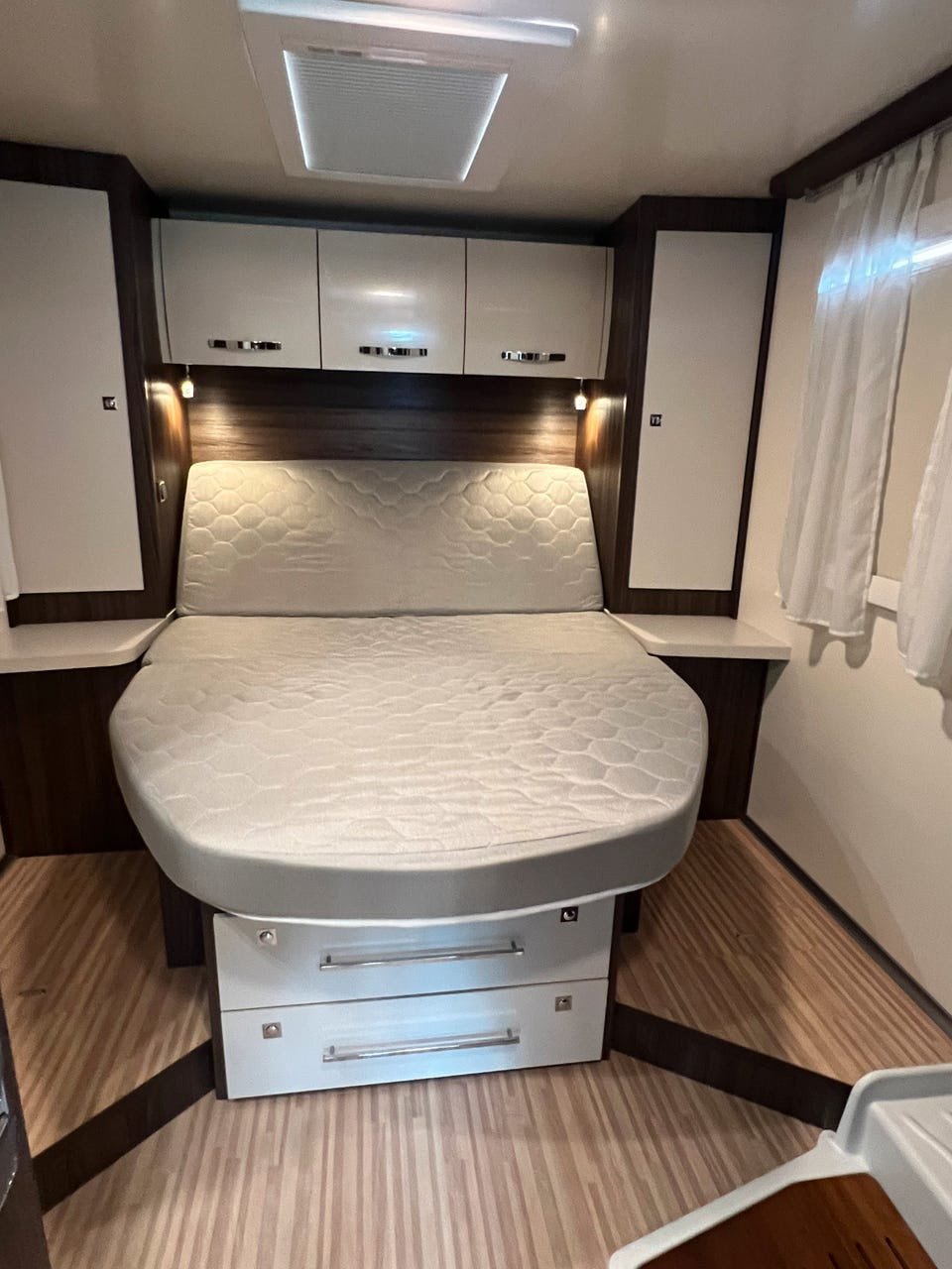 Camping car Benimar Tessoro 495