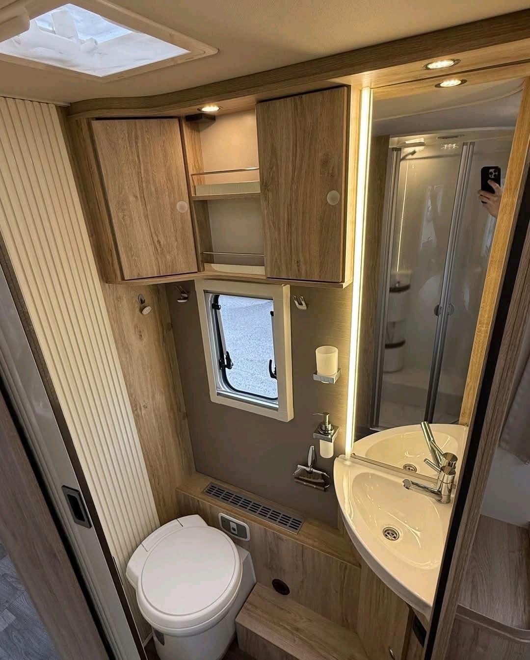 Camping Car Eura Mobil Integral Line