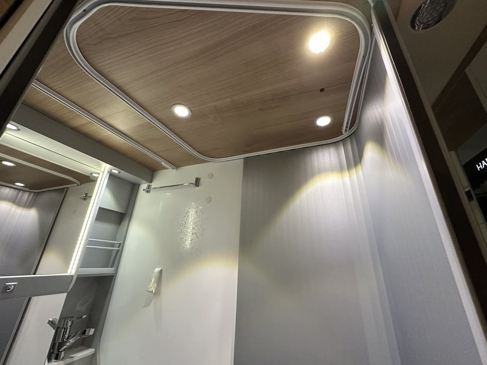 Van Aménagé Pilote Cross Hanroad 630