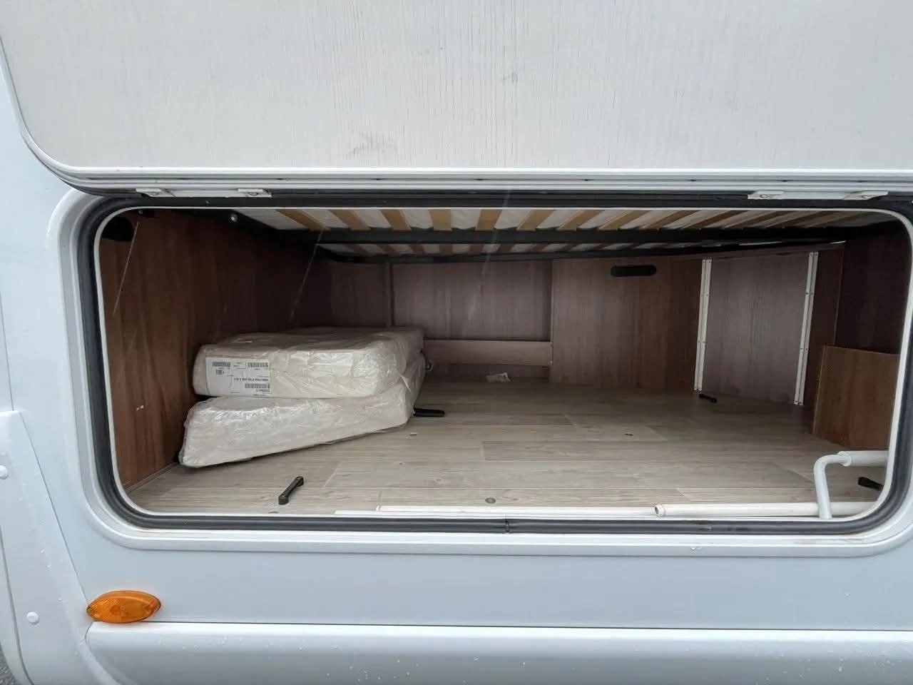 Camping car PILOTE P716 ESSENTIEL
