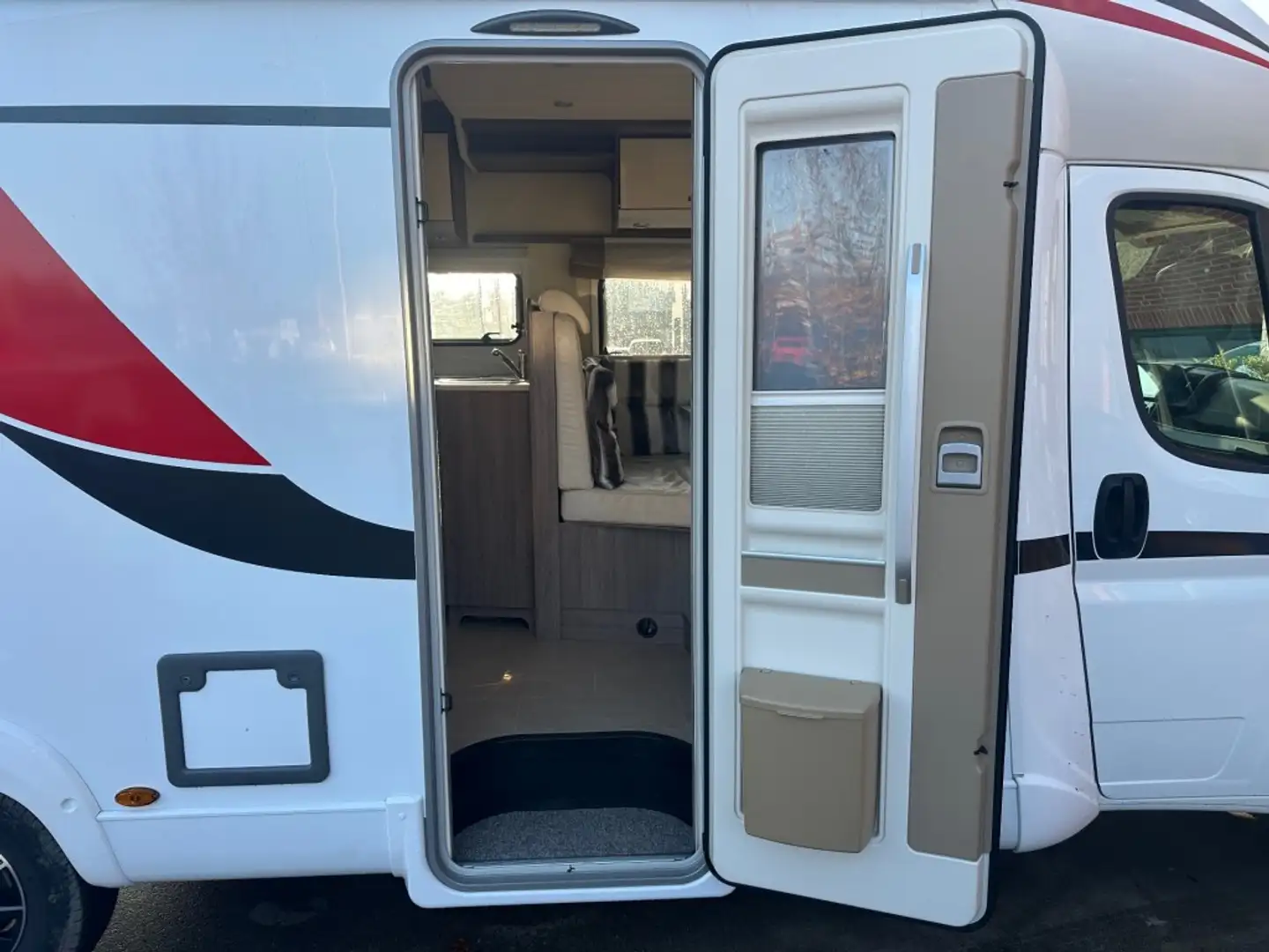 Camping car Bürstner Ixeo Time