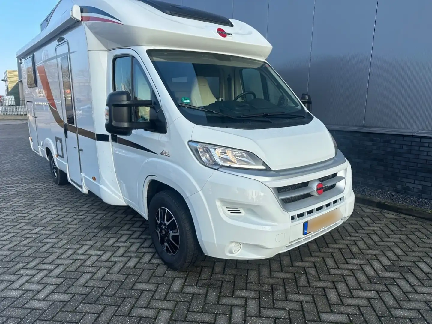 Camping car Bürstner Ixeo Time