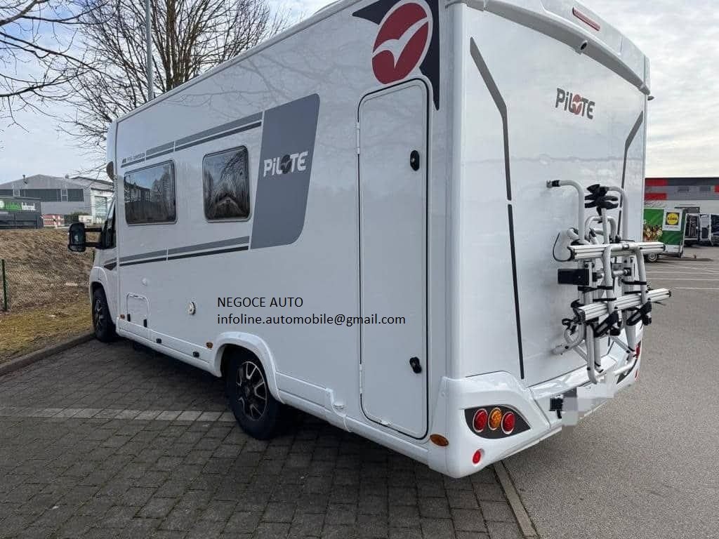 Camping Car Pilote P 696 D Expression
