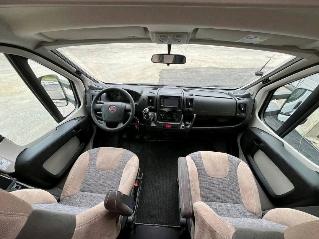Camping car Dethleffs Magic Edition T 7151
