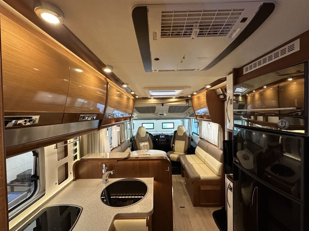 Camping Car Rapido 10000 DFH